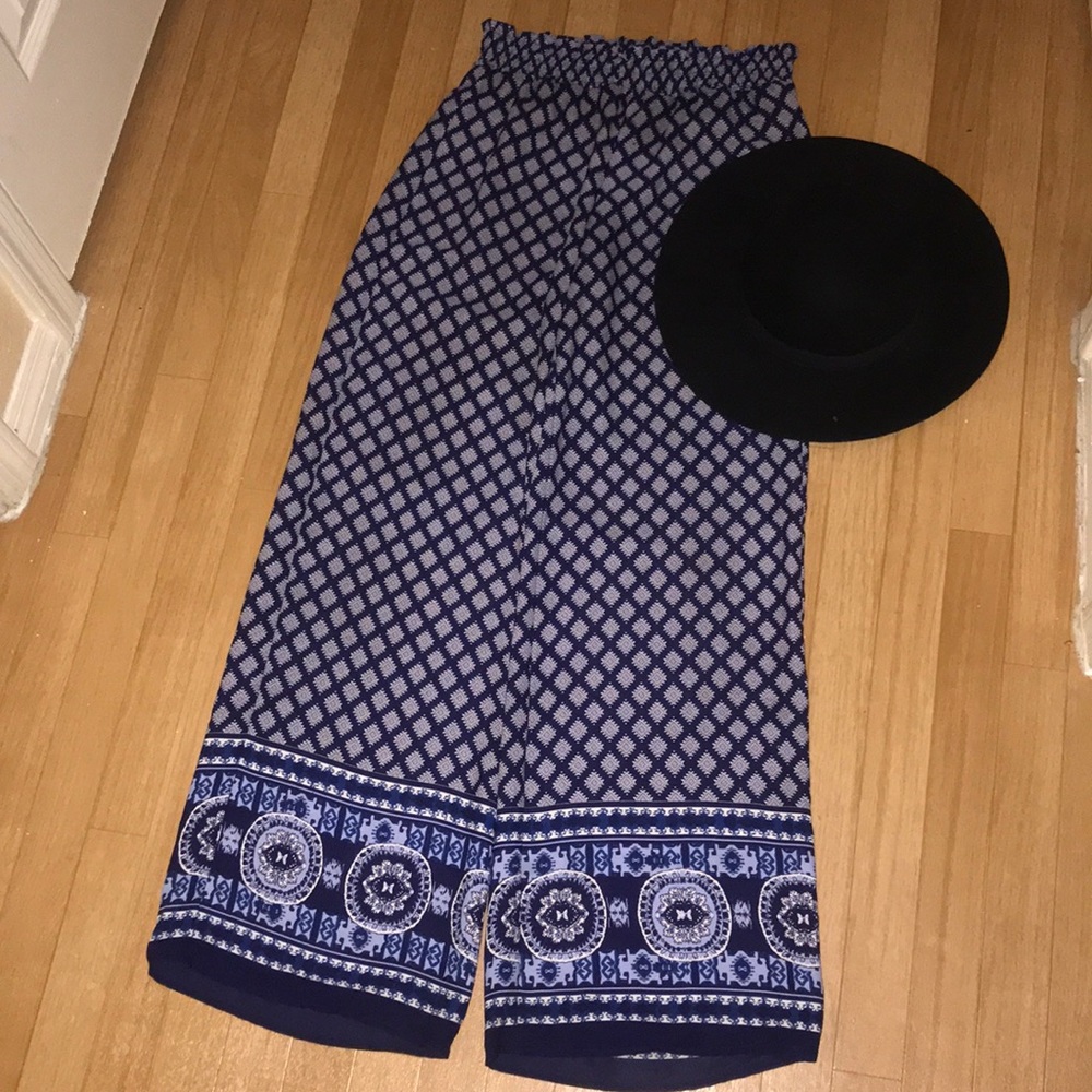 NWOT Palazzo high waisted pants